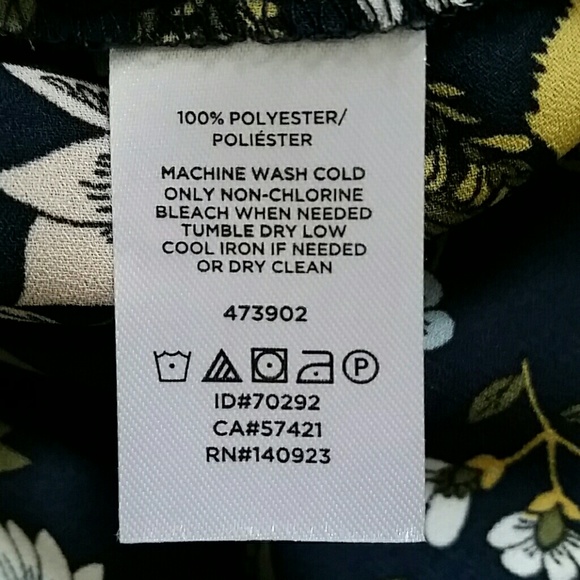 Loft Floral sleeveless Keyhole neck top - Picture 4 of 4